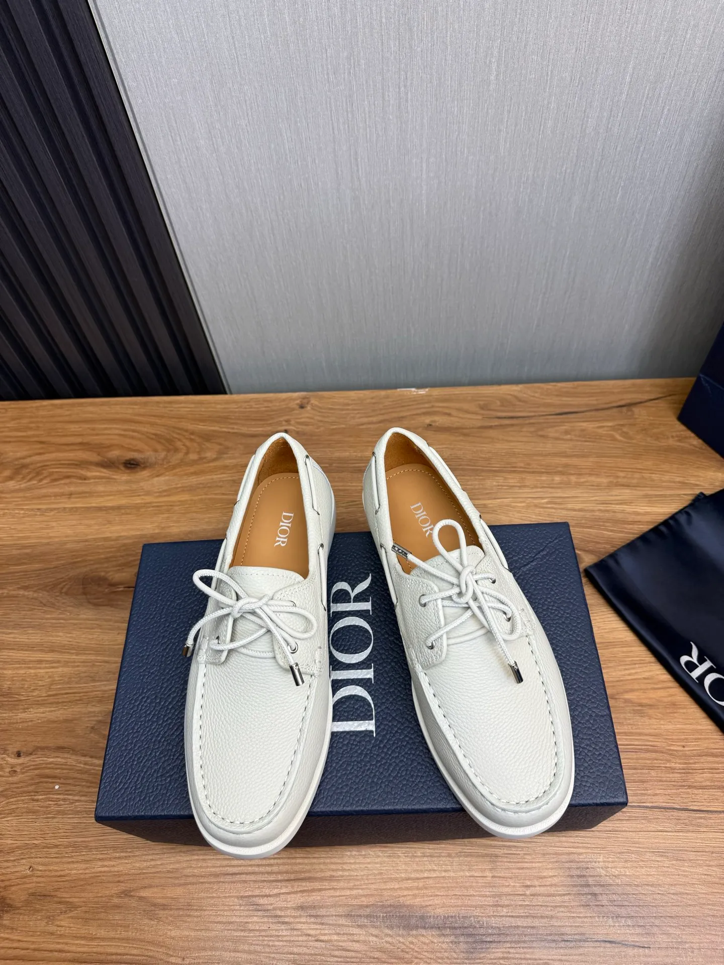 Men's shoes 💰560💰 [Dior] Men's official website na hot sale 🔥Imported cowhide + cowhide lining. Original rubber wear-resistant outsole. High quality shipment ⬆️Code number 38-44, (45 customized)
